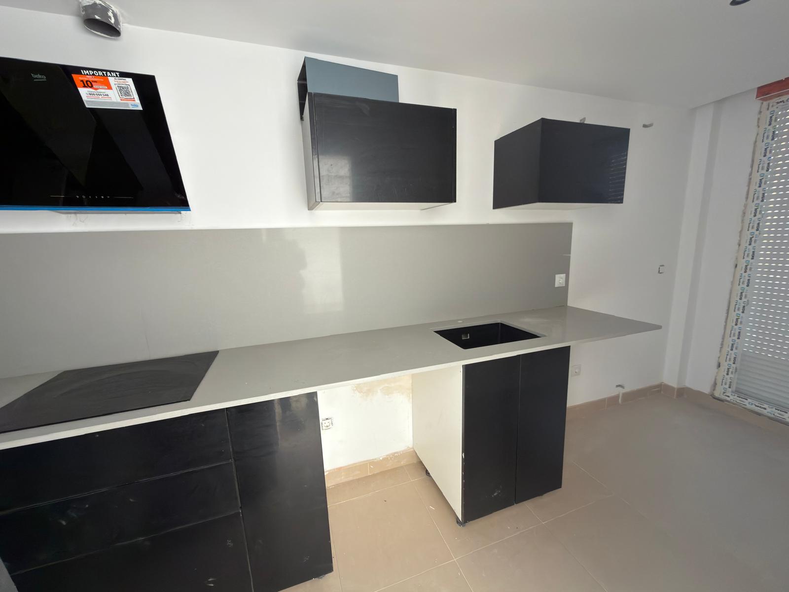 Cocina amplia y bien equipada